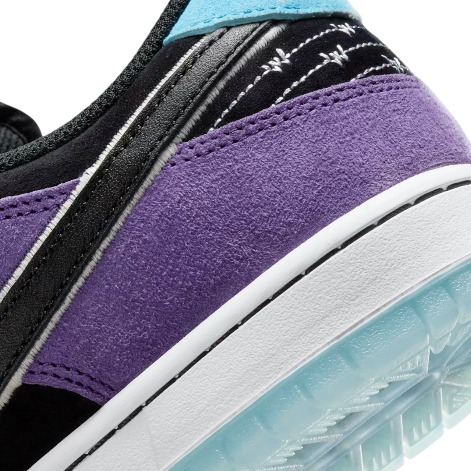 Nike SB Dunk Low Hayley Wilson